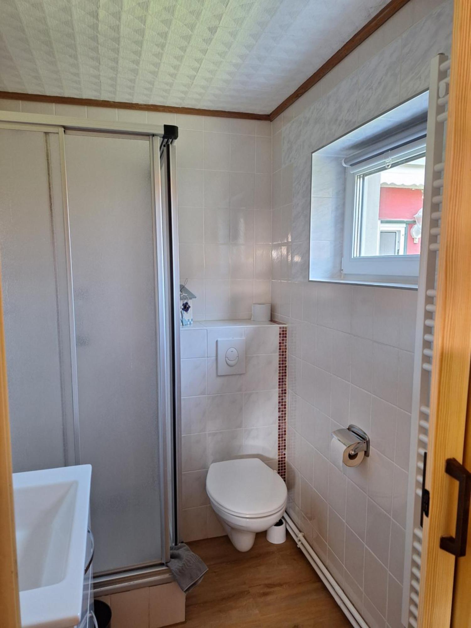 Pension zum Meer Breege Exterior foto